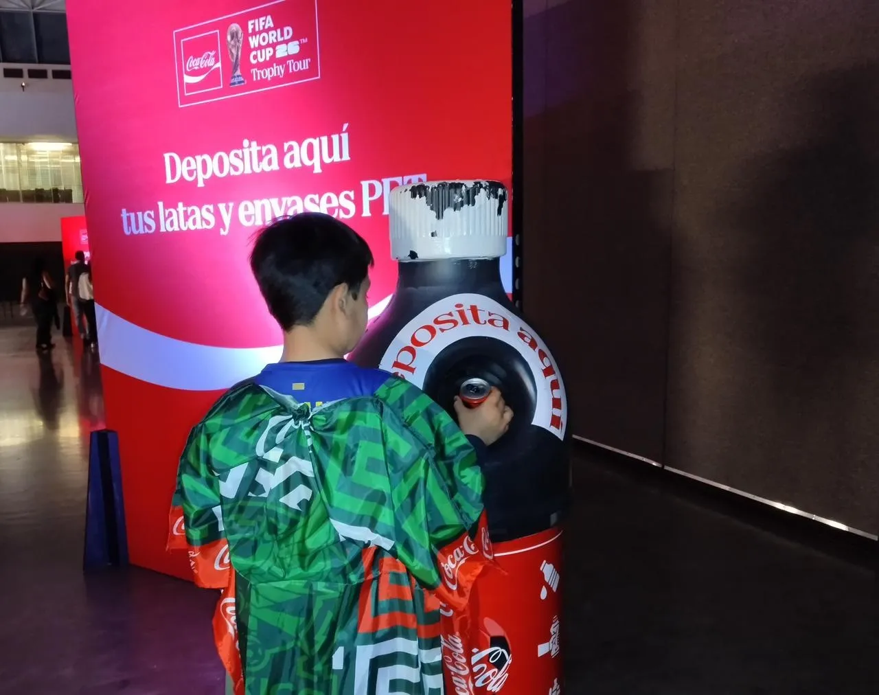 Donación de latas impulsa rehabilitación de canchas deportivas en Puebla