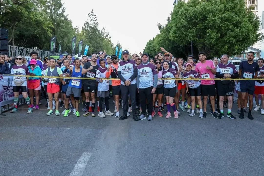 Ayuntamiento de Puebla reunió a 4 mil 500 corredores en el Medio Maratón 21K Puebla
